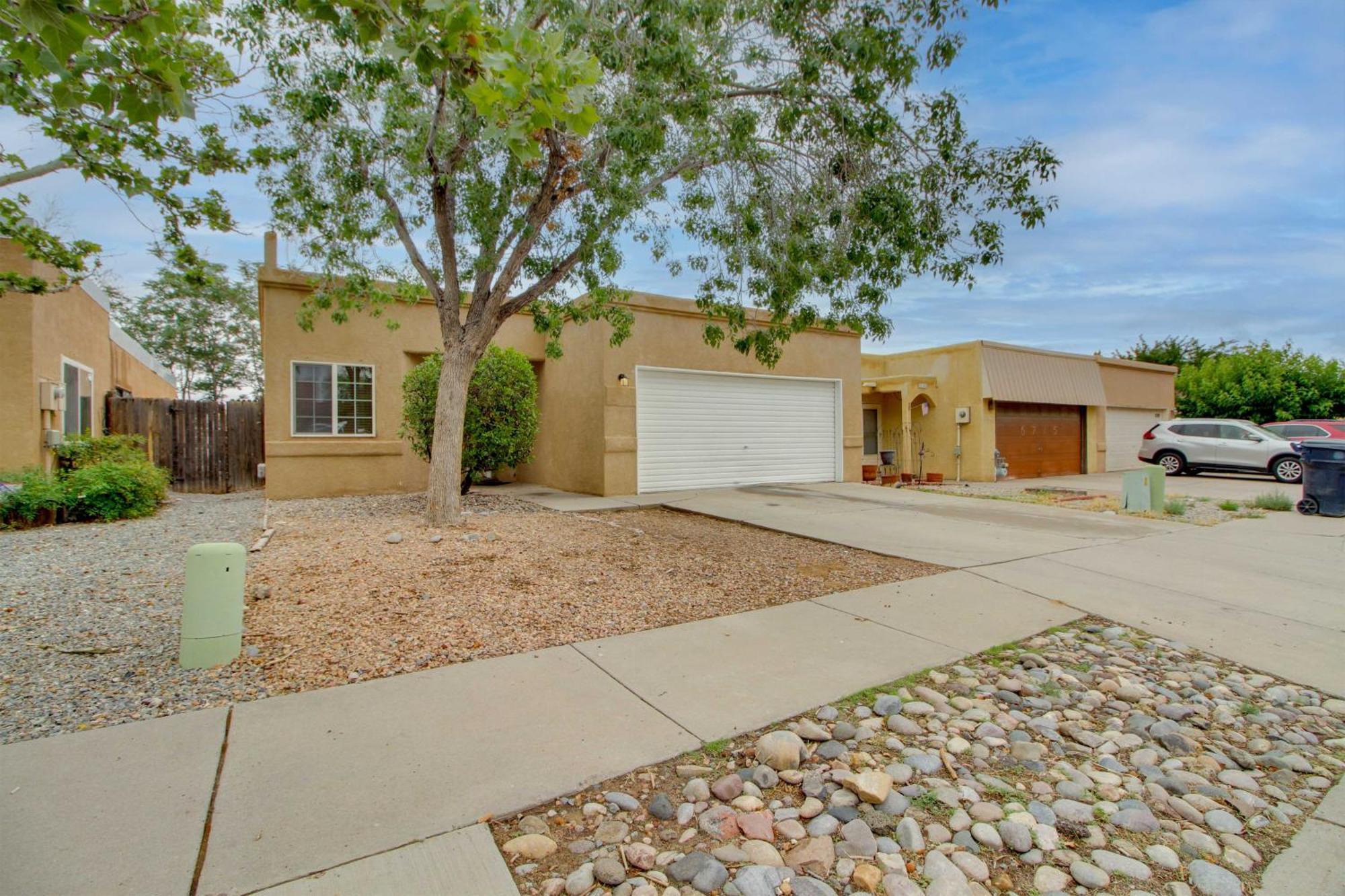 Comfy Albuquerque Townhome Less Than 6 Mi To Downtown Екстер'єр фото